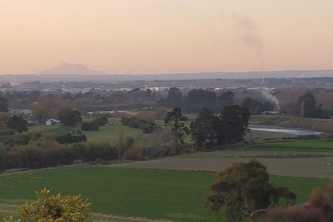 Photo of property in 308 Aokautere Drive, Aokautere, 4471