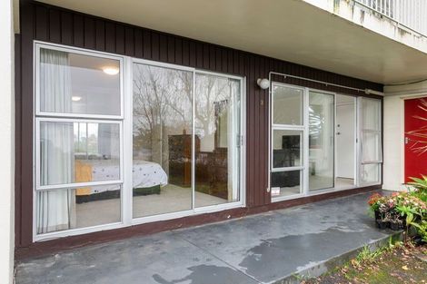 Photo of property in 2/23b Hillsborough Road, Hillsborough, Auckland, 1042