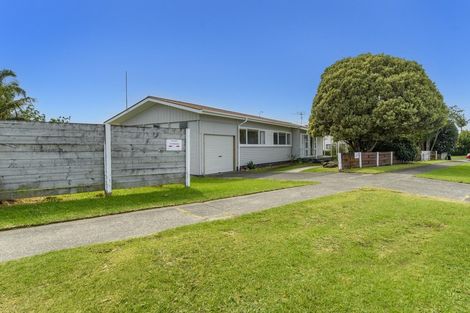 Photo of property in 2 Bellevue Road, Brookfield, Tauranga, 3110