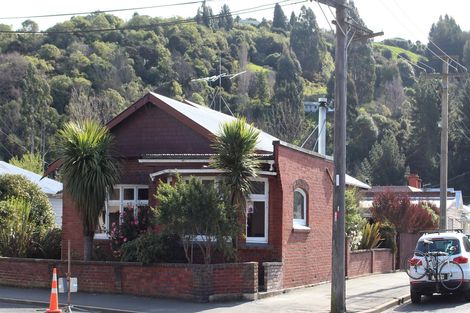 Photo of property in 1 Crown Street, North East Valley, Dunedin, 9010