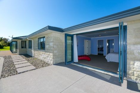 Photo of property in 930 Upland Road, Egmont Village, New Plymouth, 4372