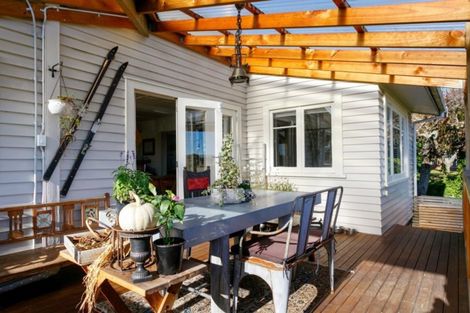 Photo of property in 19 Waitahanui Avenue, Taupo, 3330