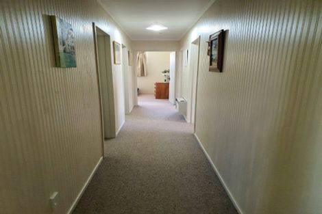 Photo of property in 13a Savage Crescent, West End, Palmerston North, 4412
