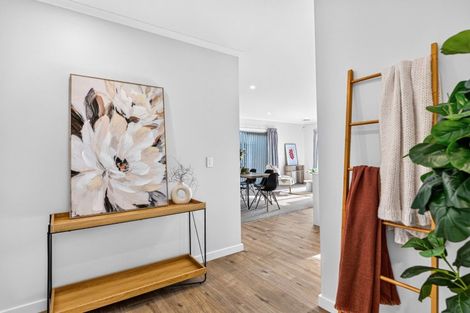 Photo of property in 92 Maanihi Drive, Rototuna North, Hamilton, 3210