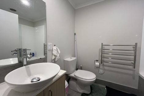 Photo of property in 3 Manawatere Way, Flat Bush, Auckland, 2019