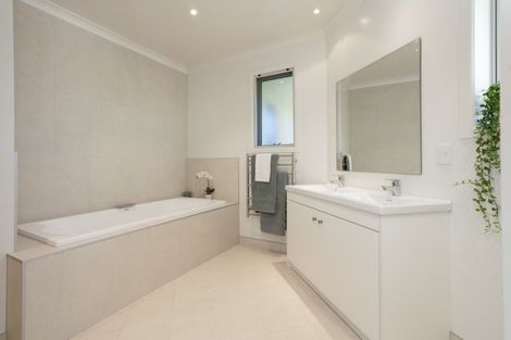 Photo of property in 2/3627 Cambridge Road, Cambridge, 3495