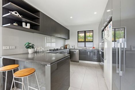 Photo of property in 30 Mackay Drive, Greenhithe, Auckland, 0632