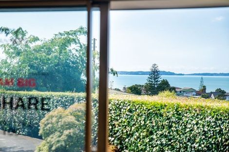 Photo of property in 11 View Road, Shelly Park, Auckland, 2014