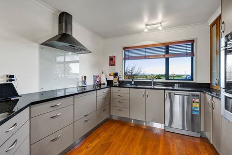 Photo of property in 60 Brookes Road, Cardiff, Stratford, 4391