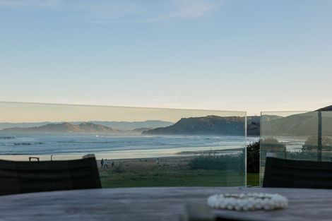 Photo of property in 6 Makorori Beach Road, Makorori, Gisborne, 4073