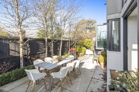 Photo of property in 24b Queens Avenue, Merivale, Christchurch, 8014