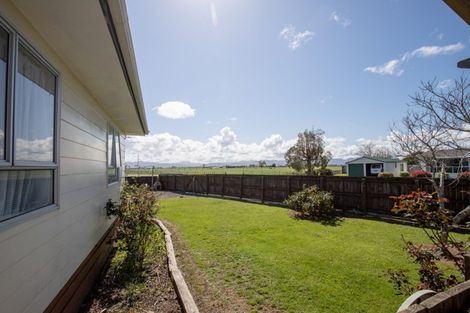 Photo of property in 30 Mahana Road, Ngatea, 3503