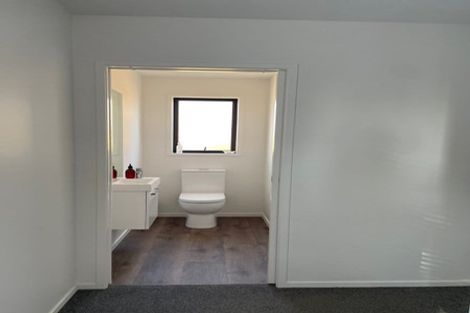 Photo of property in 76 Jacks Landing Drive, Hamilton Lake, Hamilton, 3204