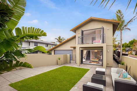 Photo of property in 48a Picasso Drive, West Harbour, Auckland, 0618
