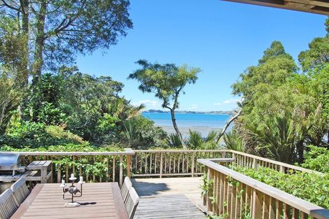Photo of property in 62 Clinton Road, Tawharanui Peninsula, Matakana, 0986