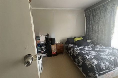 Photo of property in 66 Christmas Road, Manurewa, Auckland, 2102