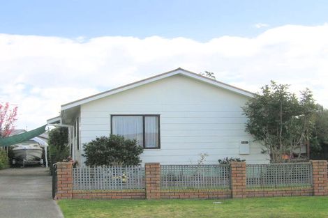 Photo of property in 6 Inverell Place, Mount Maunganui, 3116