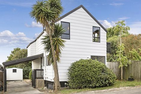 Photo of property in 2/66a Birkdale Road, Birkdale, Auckland, 0626