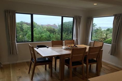 Photo of property in 138 Wiseley Road, West Harbour, Auckland, 0618