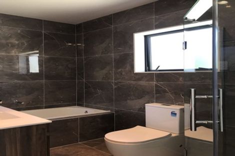 Photo of property in 3 Gamble Way, Massey, Auckland, 0614