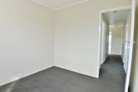 Photo of property in 37 Cheval Drive, Totara Vale, Auckland, 0629