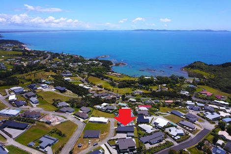 Photo of property in 6 Sunset Heights, Cable Bay, 0420