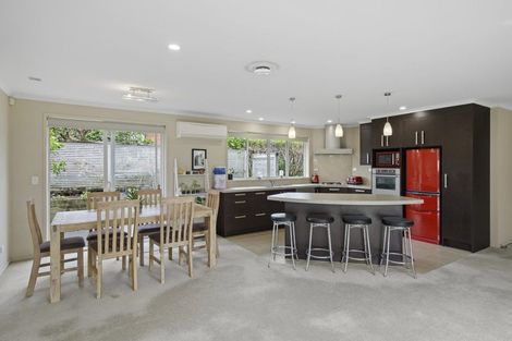 Photo of property in 10 Ernest Shackleton Place, Waiuku, 2123