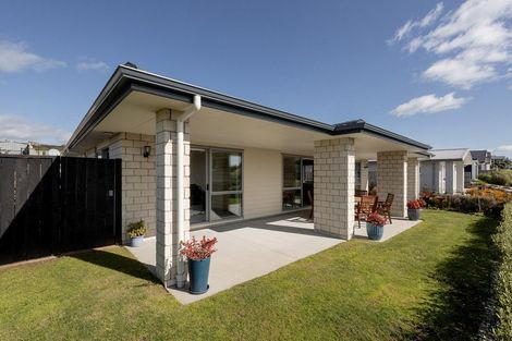 Photo of property in 44 Ridge Drive, Omokoroa, 3114
