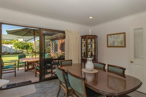 Photo of property in 205 Auckland Road, Greenmeadows, Napier, 4112