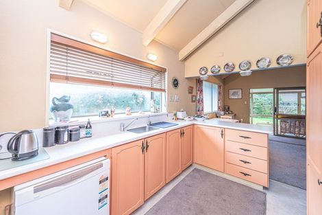 Photo of property in 24 Parkdale Drive, Aramoho, Whanganui, 4500