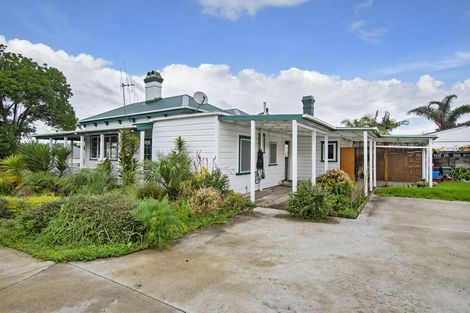 Photo of property in 24 First Avenue, Avenues, Whangarei, 0110