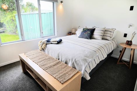 Photo of property in 8 Invincible Drive, Glenorchy, 9372