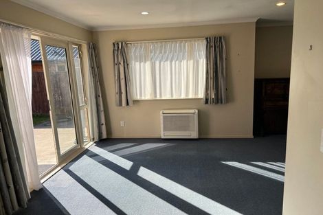 Photo of property in 49 Chesterfield Mews, Russley, Christchurch, 8042