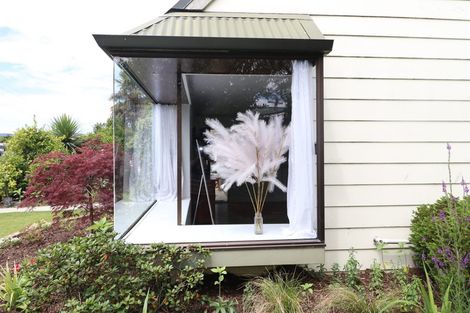 Photo of property in 21 Abercrombie Street, Milton, 9220