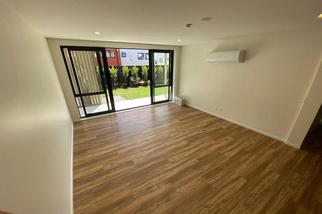 Photo of property in 1/3g Newelm Lane, Flat Bush, Auckland, 2019