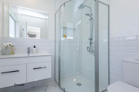 Photo of property in 9 Don Griffin Grove, Trentham, Upper Hutt, 5018