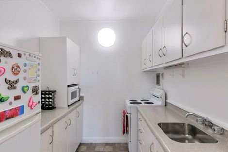 Photo of property in Hobson Court Flats, 76/70 Hobson Street, Thorndon, Wellington, 6011