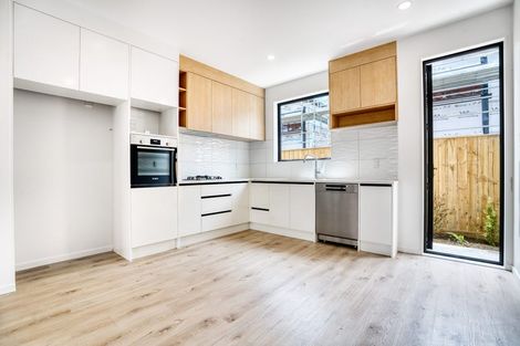 Photo of property in 10 Papai Lane, Massey, Auckland, 0614