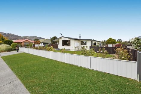 Photo of property in 102 Neplusultra Street, Cromwell, 9310