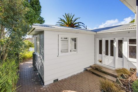 Photo of property in 23 Tui Road, Raumati Beach, Paraparaumu, 5032