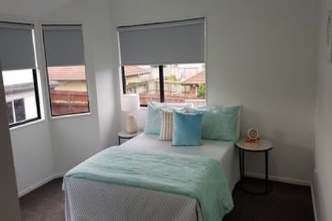 Photo of property in 3/26 Alfriston Road, Manurewa East, Auckland, 2102