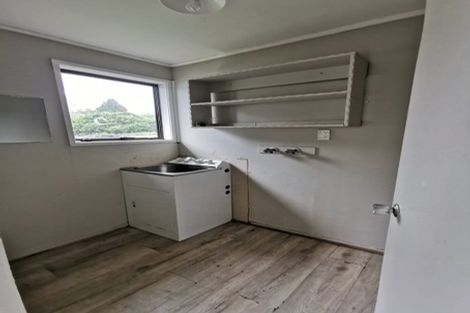 Photo of property in 7 Poinsettia Place, Henderson, Auckland, 0610