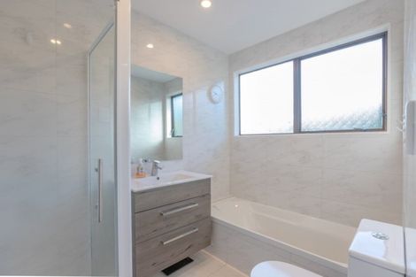 Photo of property in 31 Nassau Avenue, Grenada North, Wellington, 5028