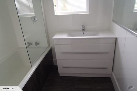 Photo of property in 17 Raine Street, Whanganui East, Whanganui, 4500