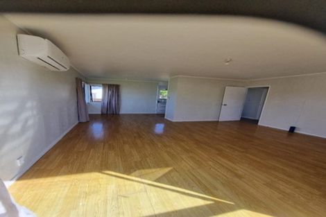 Photo of property in 5/106 Shifnal Drive, Randwick Park, Auckland, 2105