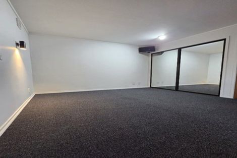 Photo of property in 14 Waimana Road, Conifer Grove, Takanini, 2112