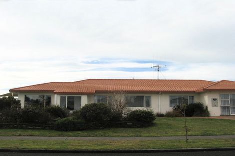 Photo of property in 1 Benson Road, Fairview Downs, Hamilton, 3214