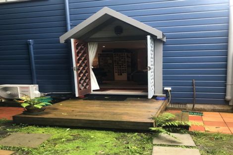 Photo of property in 56 Holloway Road, Aro Valley, Wellington, 6021