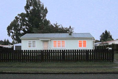 Photo of property in 4 Baberton Street, Tokoroa, 3420