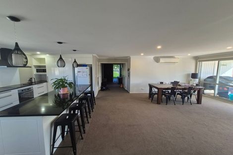 Photo of property in 112 Helenslee Road, Pokeno, 2472